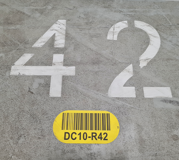 ONE2ID Bodenkennzeichnung Bodenetiketten Blocklager