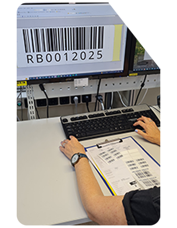 ONE2ID kundenspezifische Barcode-Etiketten für Lager und Industrie